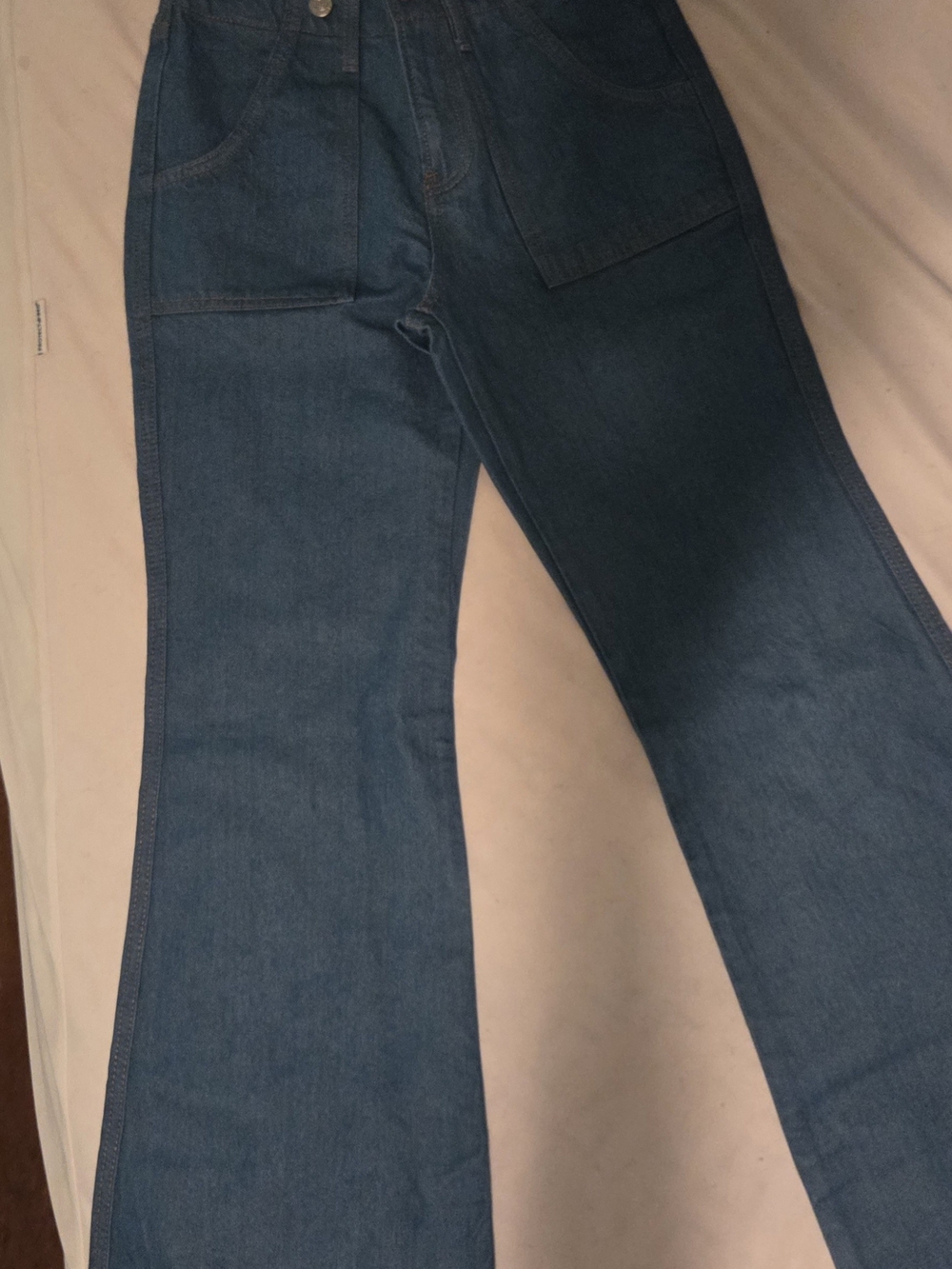 High-Rise Blue Wide-Leg Women's Jeans with Patch Front Pockets